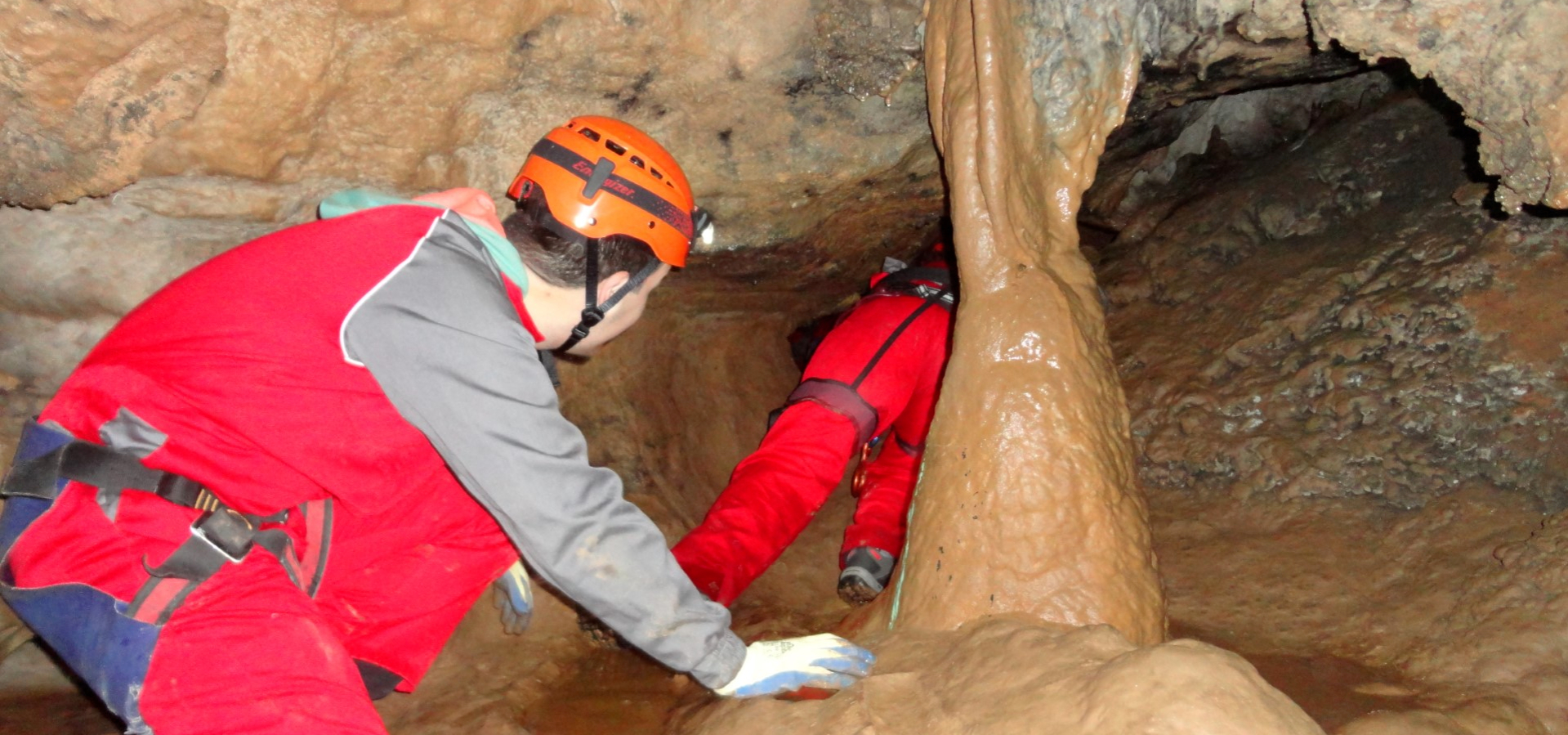Imagen de Espeleología: Cueva de Cornatel